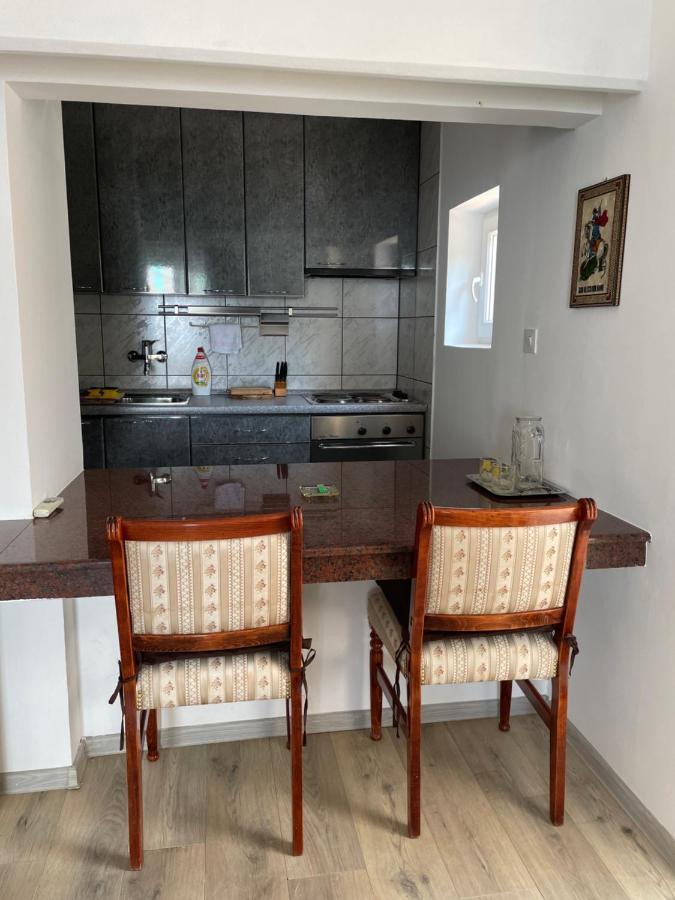 Sea View Apartment Свети-Стефан Экстерьер фото